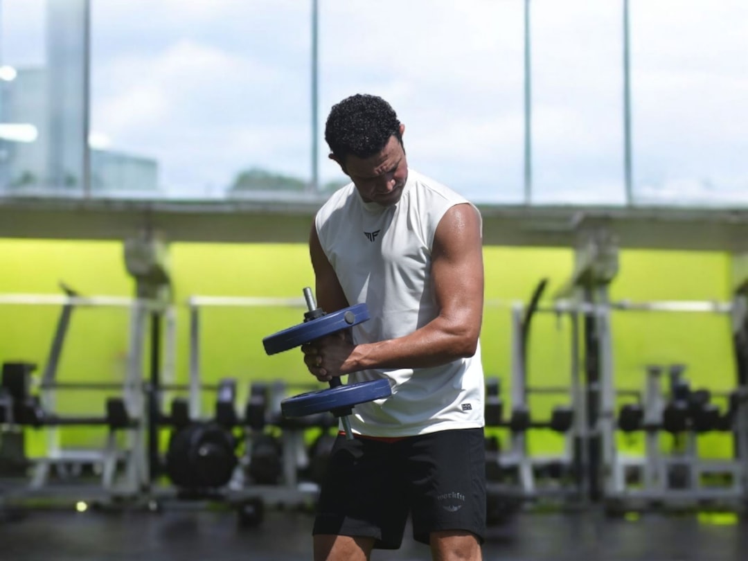 El Músculo en tus Sueños: Fuerza, Destino y los Ecos del Más Allá