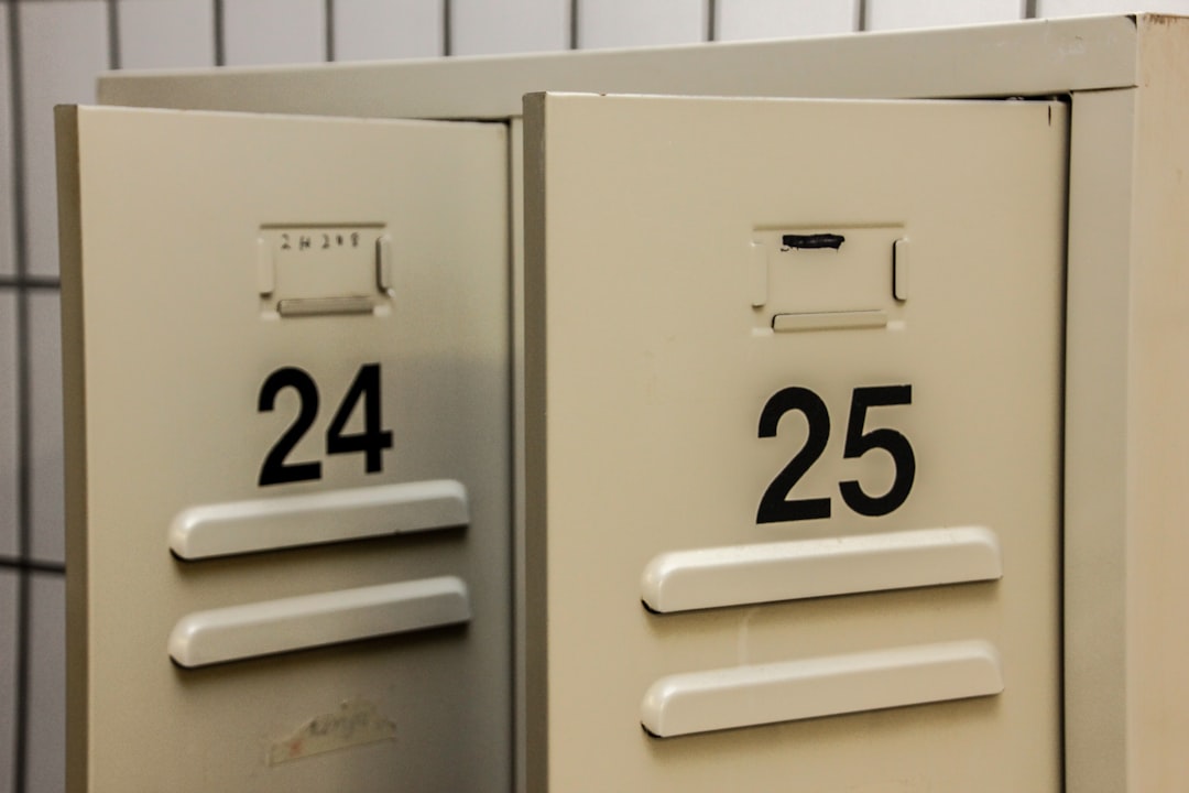 El Sueño de la Enfermera: Un Portal entre el Tonal y el Nahual, Guiado por los Orishas y Santos